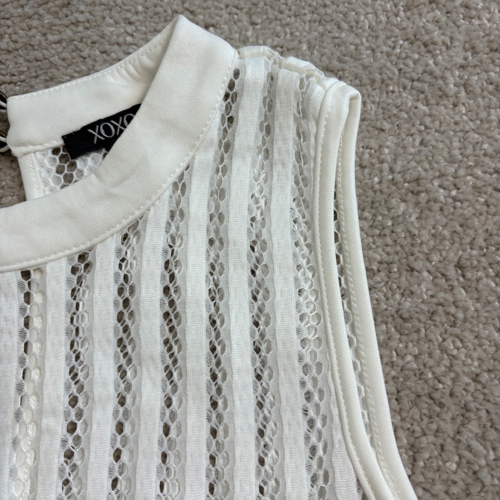 NWT XOXO‎ White Sleeveless Top - Sheer Lace Overlay - Contemporary Style - S - Picture 2 of 10